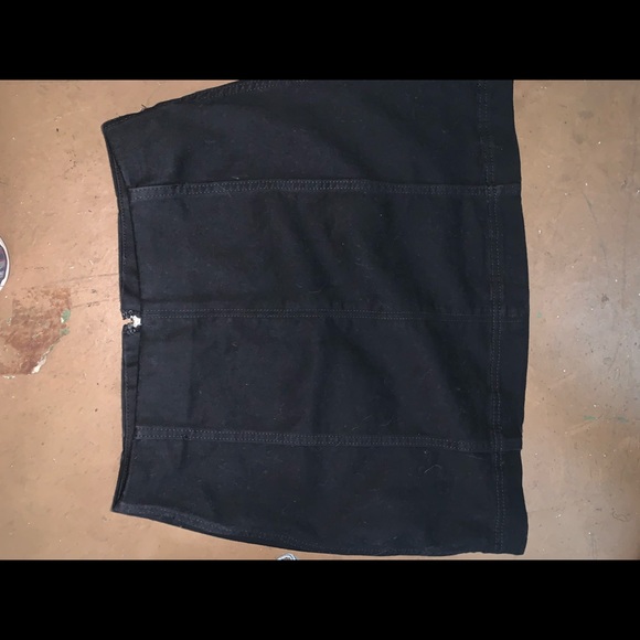 Black jean skirt - Picture 2 of 4